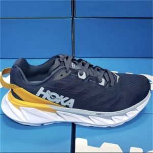Chaussures de randonnée Chaussures de course extérieures Nouvelles chaussures de course à running élastique en maille basse et à la baisse