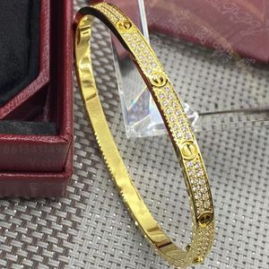 hin Love bangl gouden armband voor vrouw designer diamant Verguld 18K T0P kwaliteit hoogste tegenkwaliteit klassieke stijl luxe jubileumcadeau met doos 004B
