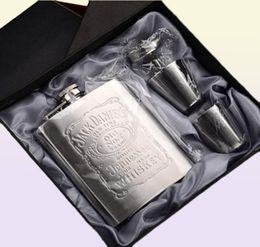 Flacons de hanche en métal Portable Flagon cadeaux en acier inoxydable voyage en argent whisky alcool bouteille de liqueur mâle mini-bouteilles8425557