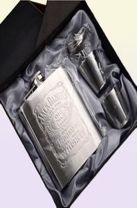 Heupflessen Metaal Draagbare Flagon Roestvrijstalen Geschenken Reizen Zilver Whisky Alcohol Drankfles Mannelijke Mini Flessen8674653