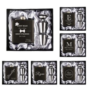 Flasques de hanche nom personnalisé ensemble de flasque de hanche cadeau d'anniversaire personnalisé 6oz flacon en acier inoxydable faveurs de mariage homme marié cadeau Groomsman cadeau 231208