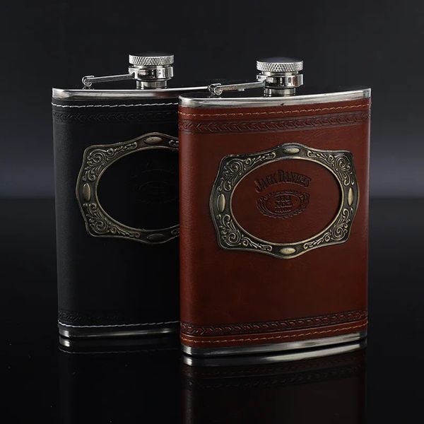 Frascos de cadera, vasos portátiles, juego de decantador de acero inoxidable para exteriores de 9 oz con caja de cigarrillos, herramientas de barra de embudo 231114