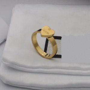 Hip Hop 6 mm Designer G Ring Gold Sier Rose en acier inoxydable lettre sonnes femmes hommes Bijoux de mariage dame cadeaux 6 7 8 9