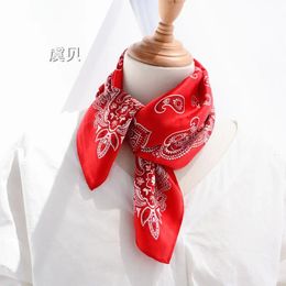 Hip Hop noir rouge imprimé 100% foulard en soie naturelle 51 * 51 cm petits carrés bandeau foulard cou enveloppement cadeau pour fille garçon femmes hommes 240314