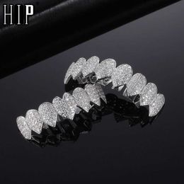 Hip Hop Dents Complètes Caps Cubic Zircon Iced Micro Pave Topbottom Charm Grills Set pour Hommes Femmes Bijoux Cadeau 230726