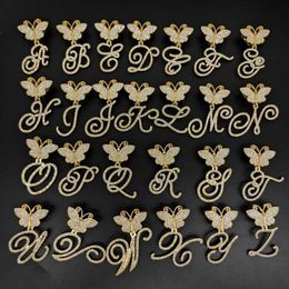 Hip Hop Grass Style 26 Engelse letters vlinderknop hoofd hanger mode diamant cubaanse kettingaccessoires