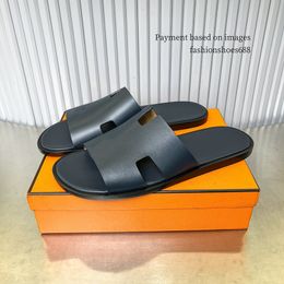 Hip Hop Hop High Street Flat Bottom Slippers Luxury Designer zapatillas para hombres zapatillas frescas de la moda Turismo Turismo Beach Beach Tamaños de cuero empalmado de fondo plano 39-48 +caja