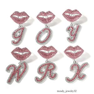Hip Hop Iced Diamond Letter Pendant ketting mode gepersonaliseerde lip knop legering bloem lichaamsbrief ketting sieraden