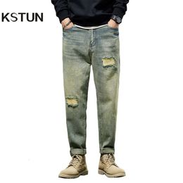 Hip Hop Jeans Men Loose Fit Harem Pants surdimensionnés pour l'homme Ripped Strewear Torn Denim Pantalons Vintage masculins Vintage 240417