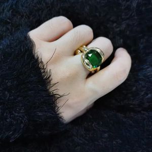 Hip Hop Sieraden Hoge Retentie Kleur Eenvoudige Smaragd Ring Mode Persoonlijke Bijoux Retro Ins Tide Ontwerp Niche Vingerringen voor Vrouwen Mannen