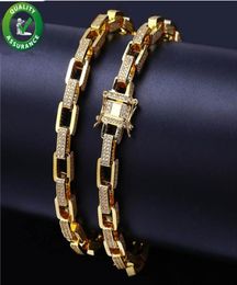 Joyería de Hip Hop Iced Out Cadena de eslabones cubanos Collar de diseñador de lujo Micro pavimentado Bling CZ Diamante Cadenas de oro Hombres Moda Boda Ac7826670
