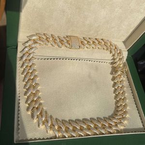 Hip Hop -sieraden Iced Out Out Necklace Gold Ploated 925 Sterling Silver VV's Round Moissanite Spiked vorm Cuban Link Chain