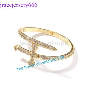 Hip Hop Justice Sword Bracelet set volledige trend veelzijdige hand ornament Cubaans moissaniet diamant ingelegd sier rose goud