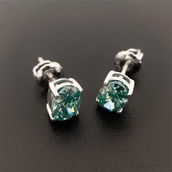 Hip Hop Luxury Icy Jewelry 925 Plata de ley Vermeil Moissanite Pendientes Iced Out Vvs Diamond Green Blue Oval Cut Stud Pendiente