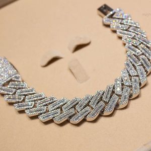 Bijoux Hip Hop Men 925 Silver 20 mm Cuban Link 4rows Emerald Moisanite Chain Bracelet