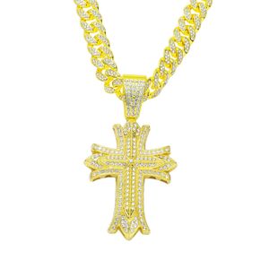 Hip Hop Men Rappeur diamant pendentif collier en or brillant crucifix pendentif carré zircon bijoux boîte de nuit accessoire Pull Clavicule Chaîne Cubaine 50 cm 1811