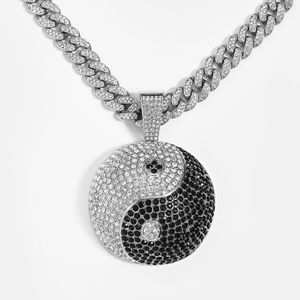 Hip Hop Hombres Rapero colgante de diamantes collar brillante Tai Chi estilo chino colgante joyería de circón accesorio de club nocturno Suéter Clavícula Cadena cubana 18 pulgadas 1955