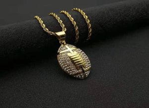 Hip Hop Men039s Goudkleurige RVS Rugby Hangers Iced Out Zirconia Bling Voetbal Rock Ketting Rapper Jewerly9918952