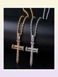 Hip Hop Nail Cross Diamonds Pendants Colliers pour hommes Pendants de luxe Crystal Zircons 18K Gol