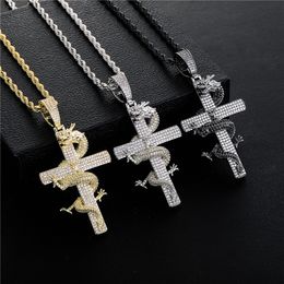 Collares pendientes de Hip Hop 18K Dragon Twines Cross Gold Silver Plateado Iced Out Zircon Mens Bling Jewelry Gift