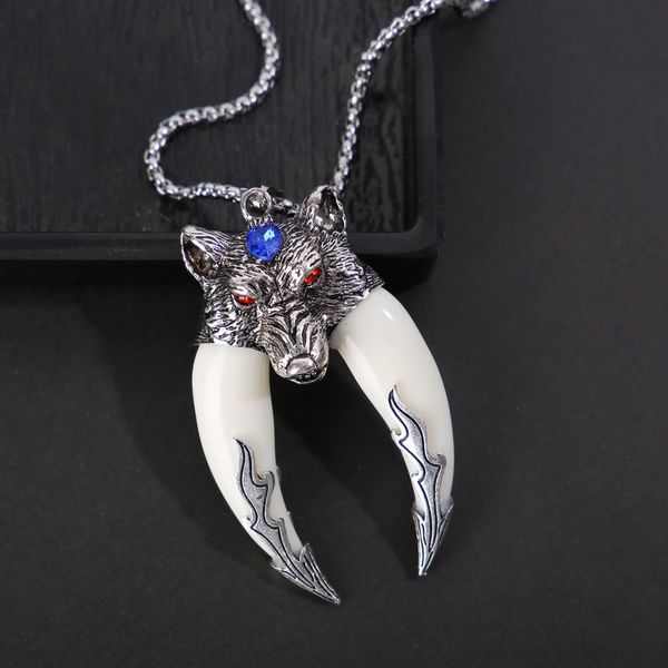 Hip Hop Rappeur Hommes brillant diamant pendentif collier en or Wolf dent pendentif pierres précieuses zircon bijoux boîte de nuit Chandail corde chaîne torsion chaîne 1503