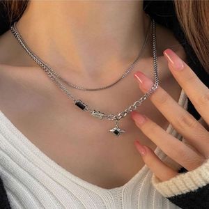 Collier étoilé à Double couche de conception de Style Hip Hop pour couples avec chaînes de clavicule, Zircon blanc noir clair, doux et cool