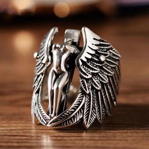 Hiphop-stijl Gothic Retro Alloy Ring: modieus ontworpen met duivel, engel, dieren, kruis, schedel, kwaadaardige spook charmes, perfect voor Halloween-geschenken en feesten