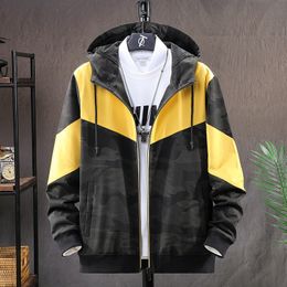 Chaqueta cortavientos de Hip Hop con capucha para hombre, retales de camuflaje ligero, ropa de moda, abrigos finos de otoño de talla grande 8XL