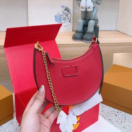 Hip Lettre designer Sac Femmes Crescent Hobo Sac Hobo Chian Sacs d'épalsine Cuir Handabg Handabg Portefeuille Crossbody Purse Femme Purse 230318