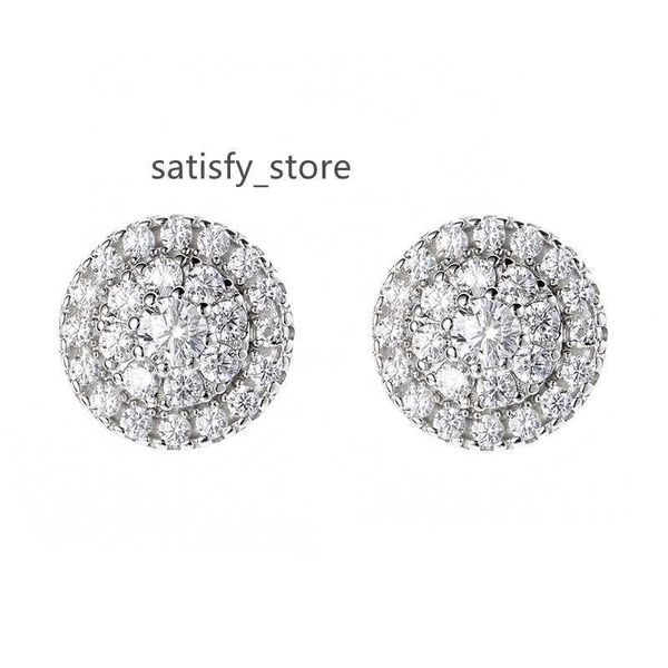 Hiphop Classic 925 Silver Sterling Brilliant Round Moissanite Coutrage Setting Halo Stud Oreads For Women Men Couple