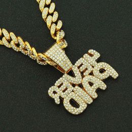 Hiphop Cuba hip hop diamant mosaïque lettre pendentif clavicule chaîne gros bouton large marque de mode bijoux