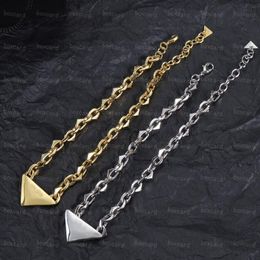 Hiphop chaîne dorée colliers Bracelets ensembles Triangle lettres mentales plaqués Bracelets colliers bijoux