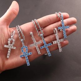 Bijoux hiphop de haute qualité, pendentif croix en cuivre blanc bleu zircon, chaîne en corde pour hommes et femmes, collier cadeau 240102