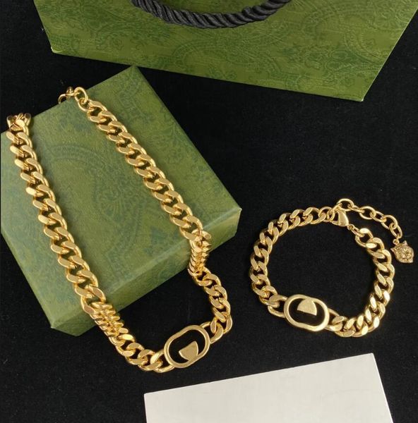 Hiphop Rock Punk Cuba chaînes épaisses colliers lettres imbriquées boucles d'oreilles à tige bracelets pendentifs tête de tigre doré colliers unisexes ensembles de bijoux boîte-cadeau