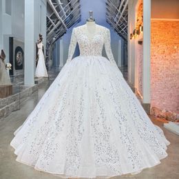 Louer le cou festonné Lnyer lacets vers le haut arrière à manches longues perles brillantes paillettes de perles magnifiques robes de mariée robes de mariée vraies photos de bureau vidéo