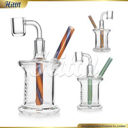 Hittn 5,5 pouces mini dab grée d'huile gréement en verre bong de couleur américaine fumant tuyau d'eau avec 14 mm accessoires de banger en quartz couleurs mixtes 2024 Nouveau