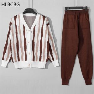 HLBCBG femmes sarouel survêtements Auutmn hiver chaud à capuche 2/deux pièces pull ensembles tenues de sport costumes tricotés 220315
