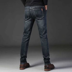 HLQV Men's Jeans New Mens Seasons d'hiver Pantalons de jambe droite réguliers Elastic Slim Fit Casual D240417