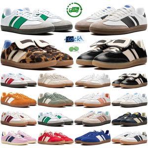 Chaussures décontractées pour hommes femmes Designer Sneaker plat bas haut léopard cheveux marron blanc noir vert orange rouge bleu royal cristal beige rose baskets de sport pour hommes