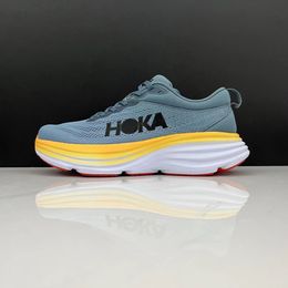 Zapatillas de running Hoka Hokas Bondi 8 Clifton Lifestyle Absorción de impactos para mujer para hombre Jogging Walking Sneakers Carbon Black Triple White Designer Trainers 55