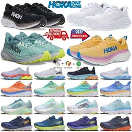 Hokahs One Bondi 8 Clifton 9 hardloopschoenen voor mannen vrouwen koolstof x 2 x3 mach x mach Challenger 7 Triple White Black M Speedgoat brede trainers Stinson Sneakers