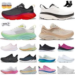 Hokass One Shoes Womens Bondi 8 Clifton 9 Personnes libres Femmes Cloud Cloud Sneakers Trainers Agturé Sand Triple Triple Mouvement d'algues noir Coast Golden Coast