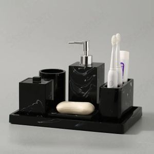 Soportes Conjunto de accesorios de baño de resina moderna nórdica Hogar creativo Textura de mármol blanco Soporte para cepillo de dientes negro Jabonera Cajas de pañuelos