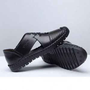 Trou Antisiskide hommes respirables creux sandales d'été respirant divisé en cuir de sandale tendance de la cheville enveloppe masque décontractée chaussures en gros chaussures n1x8 # 982 s