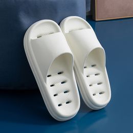 Agujeros Pisos Zapatillas para hombre Sandalias de goma para mujer Zapatos de piscina de baño de playa de verano rojo blanco