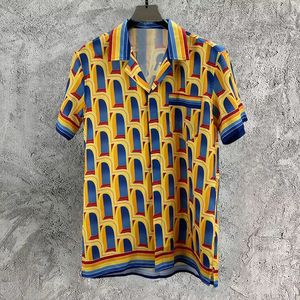 Vestido casual de vacaciones Blusa Ropa Camisas hawaianas Letras abstractas Contraste Estampado Camisa de manga corta Modo delgado Chemise Homme 240305