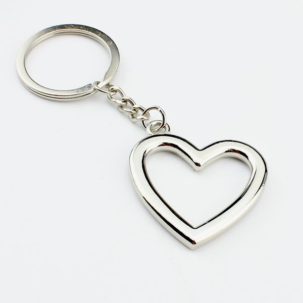Porte-clés coeur creux porte-clés en métal porte-clés coeur doux cadeaux d'amitié pour femmes hommes sac à main accessoire voiture suspendus Punk bijoux