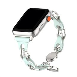 Uitgeholde leren armband Metalen band met magnetische gesp voor Apple Watch Band 49 mm 44 mm 42 mm 41 mm 40 mm 38 mm Luxe dames Iwatch 8 Ultra 7 SE 6 5 3-serie horlogeband