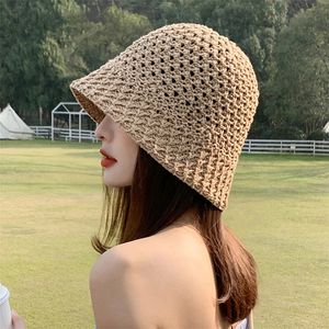 Chapeaux de paille de femmes creuses Crochet Bucket Hat de seau UV Protection Soleil Visor Place Chapeau de plage Visors Visors Dames CHAPEL
