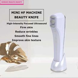 Home Beauty Instrument Ultrasonic Equipment de beauté en forme de V en V EMS Machine de massage radiofréquence soulève la peau du couteau à impulsions électriques Q240508